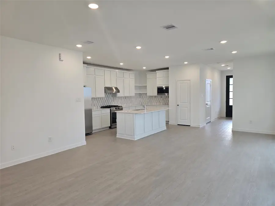 910 Capracotta Drive, Huffman, TX 77336 - Image #2