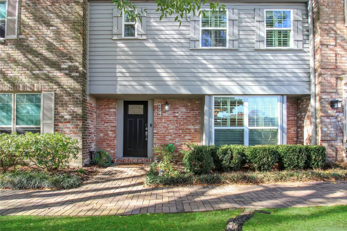 5874 Doliver Drive #121, Houston, TX 77057 - Image #1