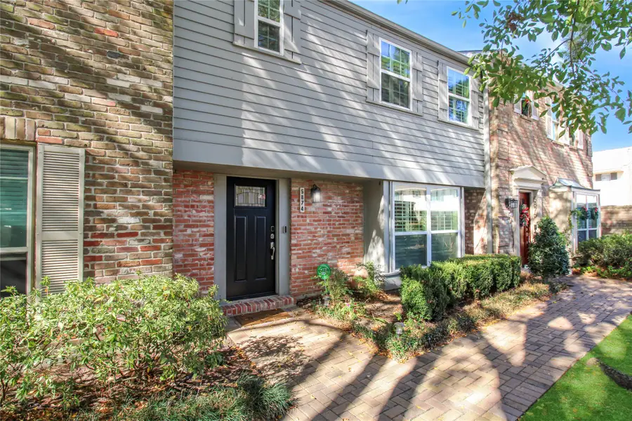 5874 Doliver Drive #121, Houston, TX 77057 - Image #2