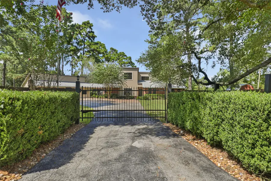 1300 Smith Road, Huffman, TX 77336 - #2