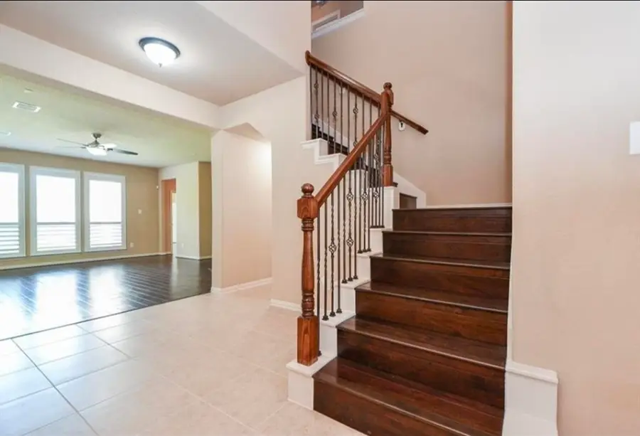 18434 N Settlers Shore Drive, Cypress, TX 77433 - #3