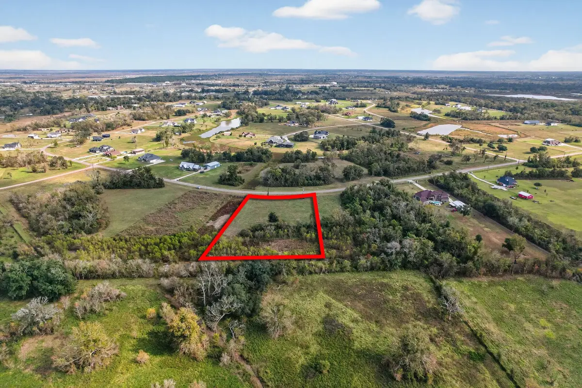 22810 Pittman Drive, Angleton, TX 77515 - Image #1