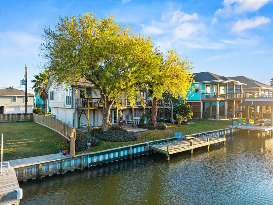 775 Marlin Street, Bayou Vista, TX 77563 - Image #2