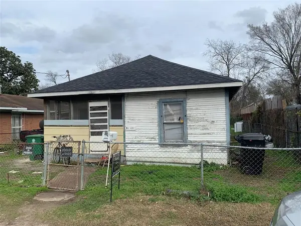 3226 Des Chaumes, Houston, TX 77026