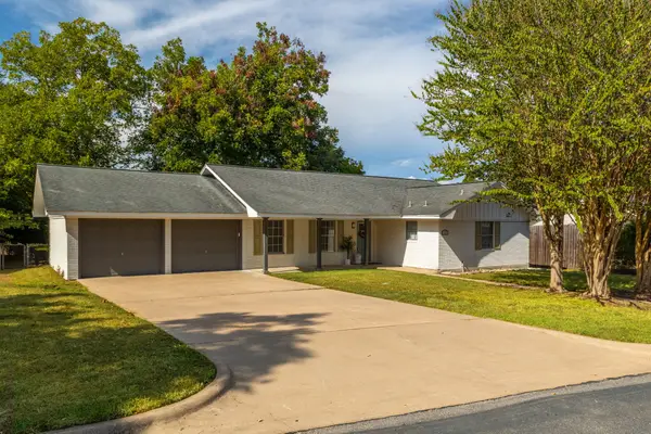 802 Spinn Street, Brenham, TX 77833