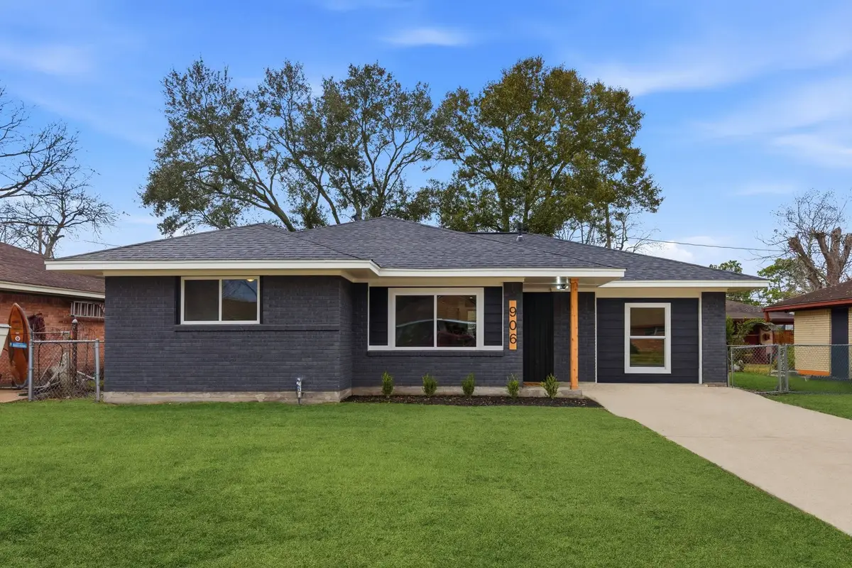 906 Creager Street, Houston, TX 77034 - #1