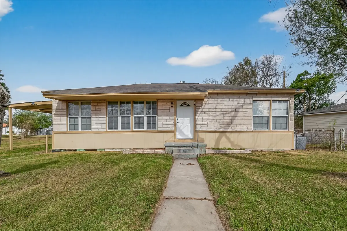 1221 Parkway Street, Baytown, TX 77520 - #1