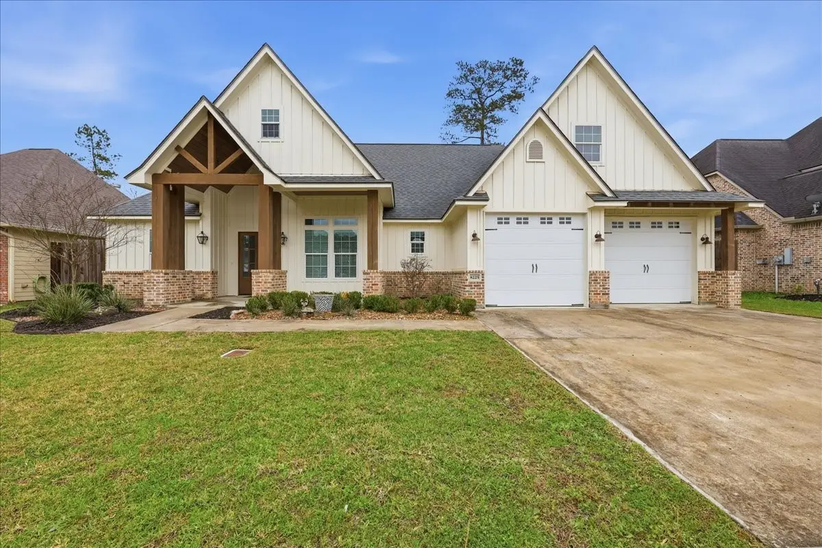 8225 Royal Oaks Dr, Lumberton, TX 77657 - #1