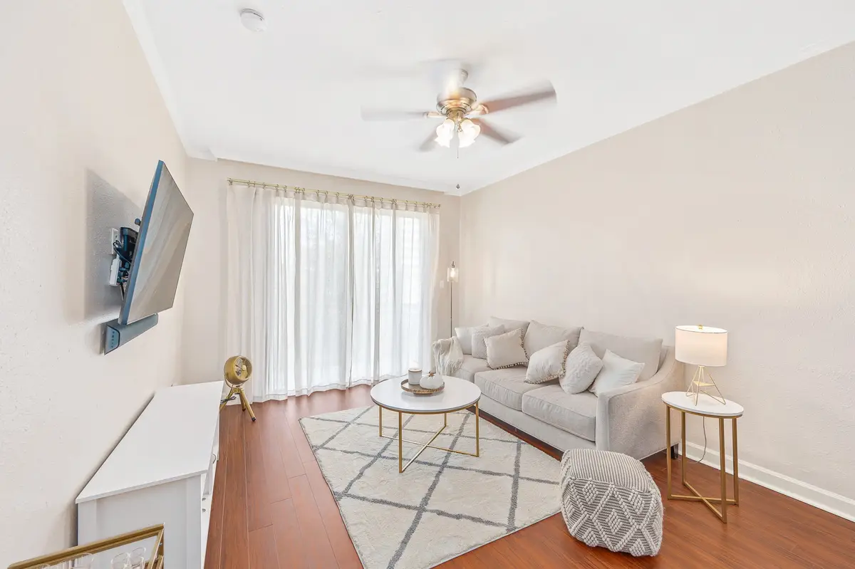 4515 Briar Hollow Place #312, Houston, TX 77027 - #1