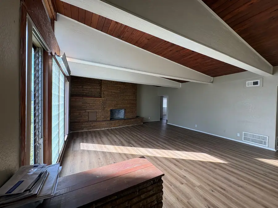 159 Oak Drive, Lake Jackson, TX 77566 - #2