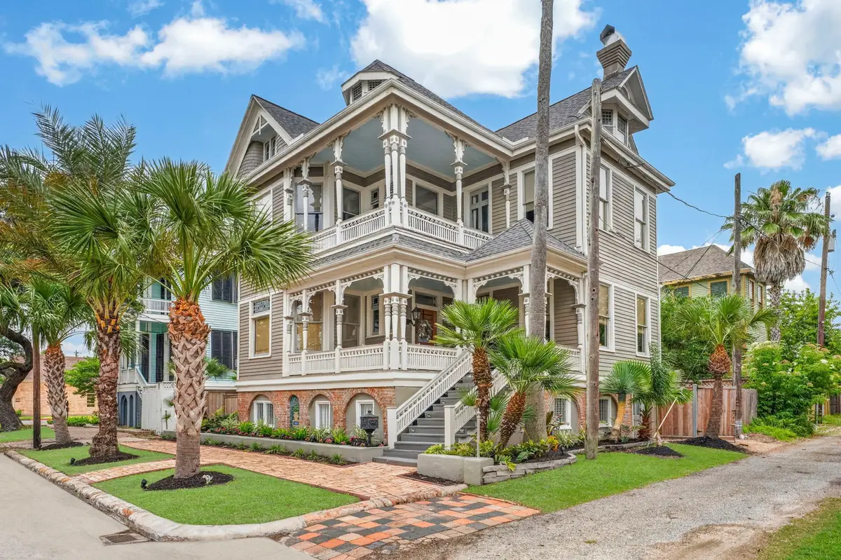 812 19th Street, Galveston, TX 77550 - #1