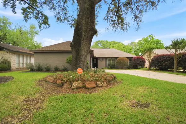 14210 Locke Lane, Houston, TX 77077