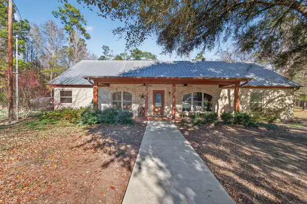 8021 Highway 12, Orange, TX 77632