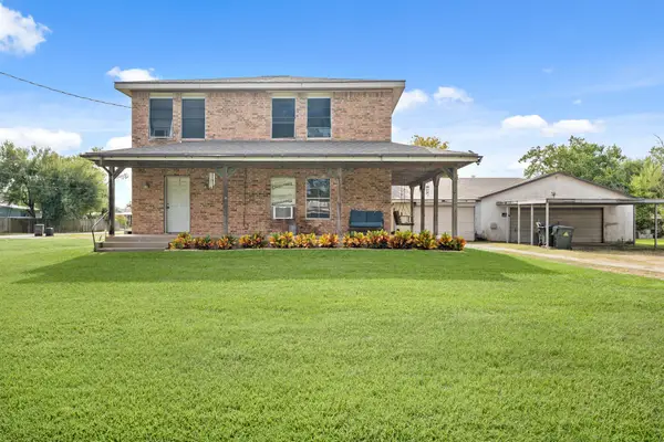 4612 17th Street, Bacliff, TX 77518