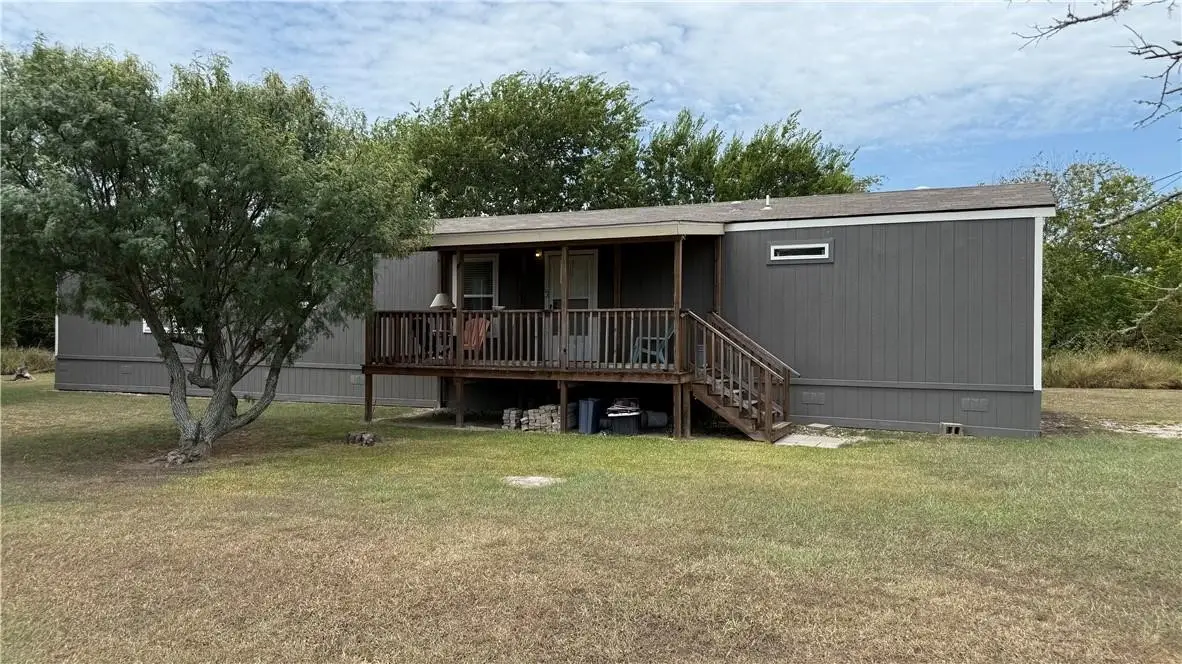 112 E Toledo Street, Seadrift, TX 77983 - Image #1