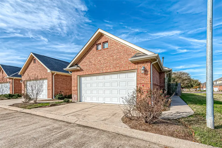 20904 Sunrise Pine View Lane, Katy, TX 77450 - Image #2