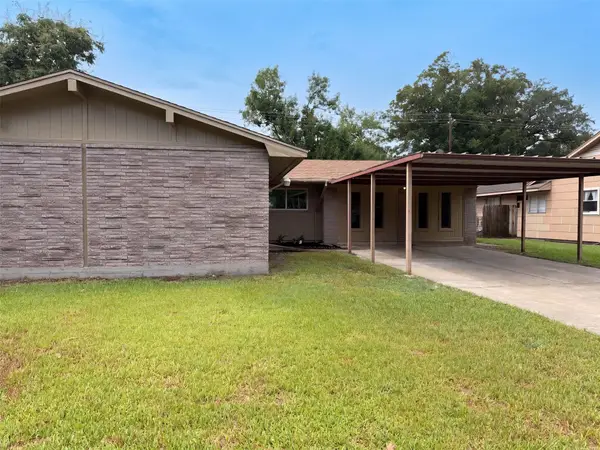 7706 Marinette Drive, Houston, TX 77074