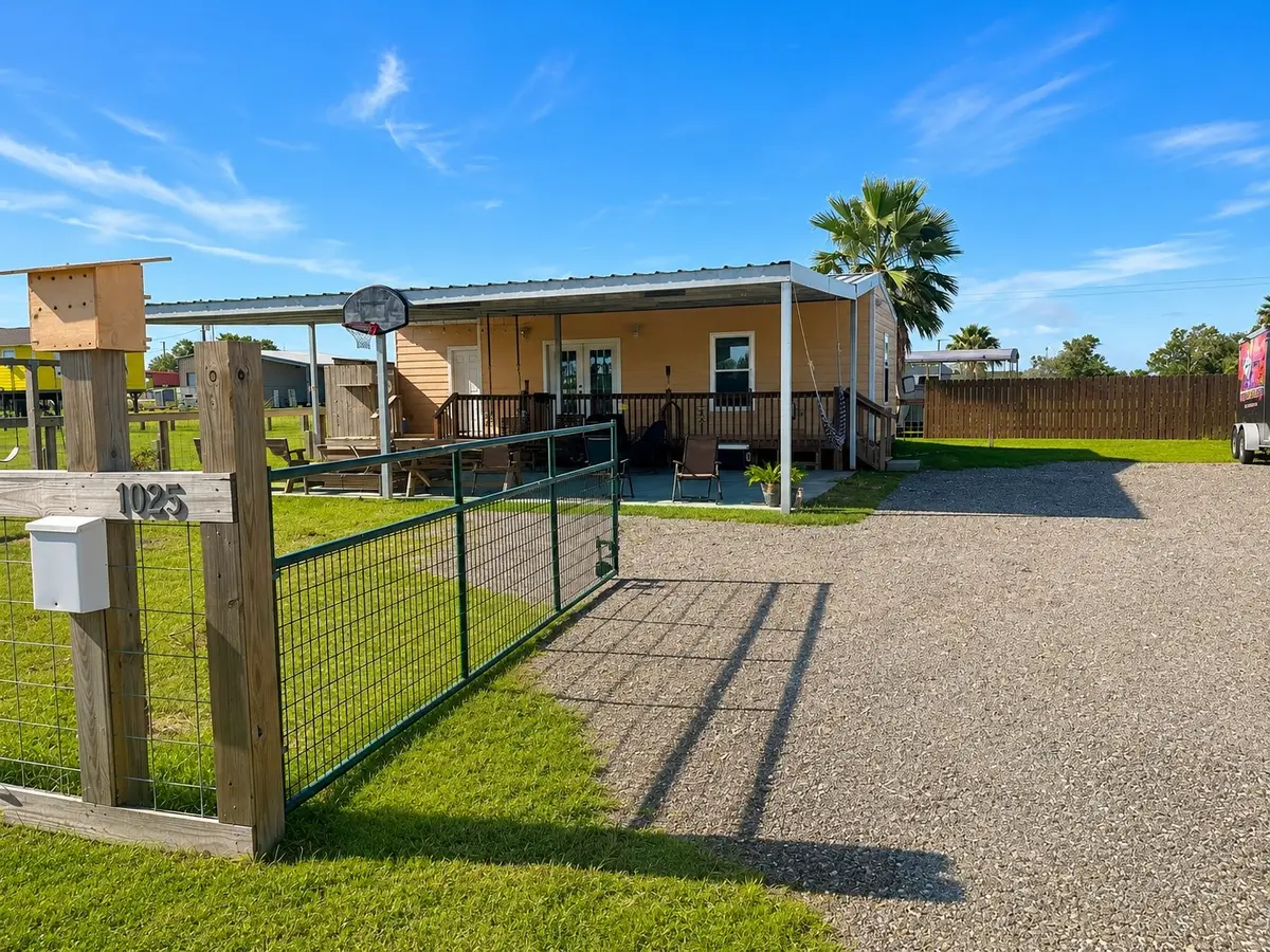 1025 N Jack Road, Port Bolivar, TX 77650 - #1