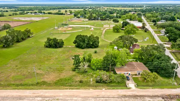 0 Railroad Street, Wallis, TX 77485