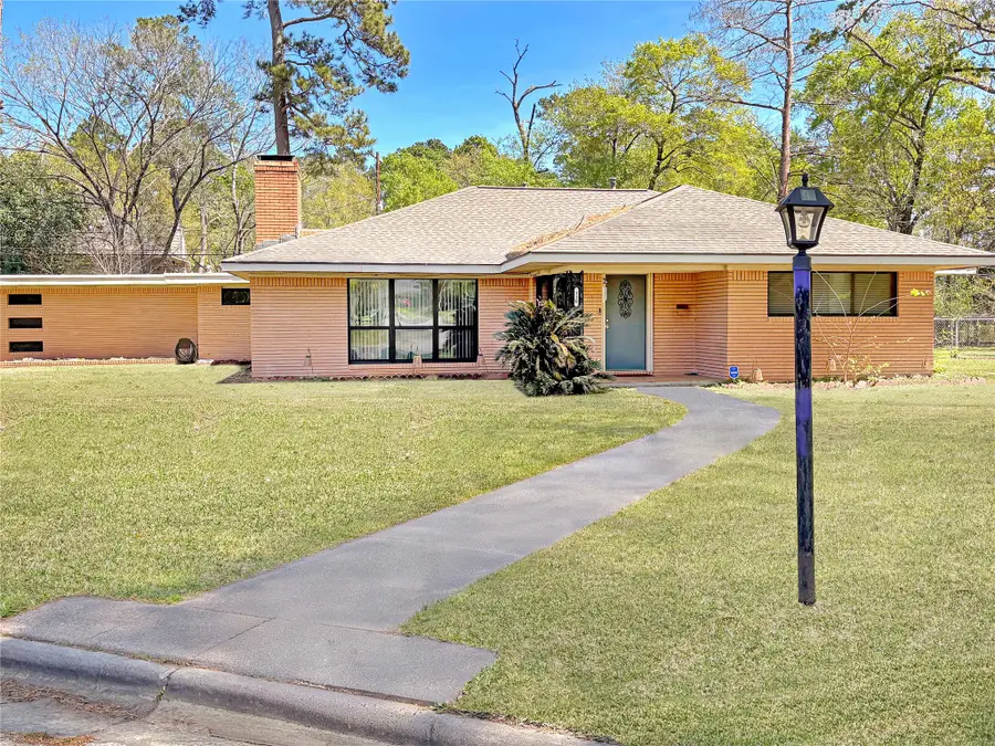 110 S Woodsway Street E, Conroe, TX 77301 - #2