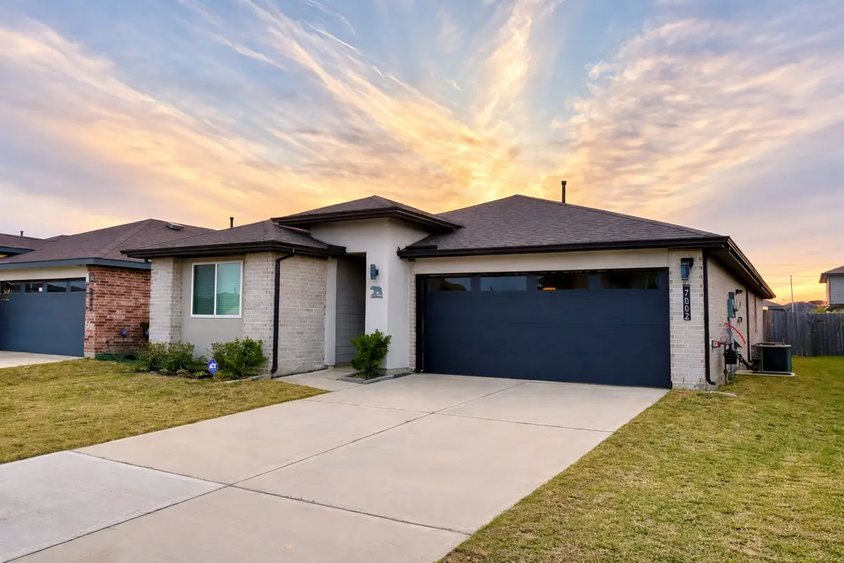 7002 Fleetwood Crescent Way, Richmond, TX 77407 - #1