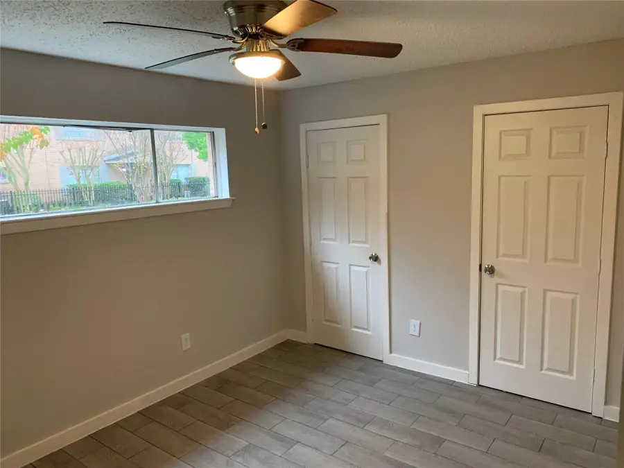 1230 Shadowdale Drive #17, Houston, TX 77043 - Image #2