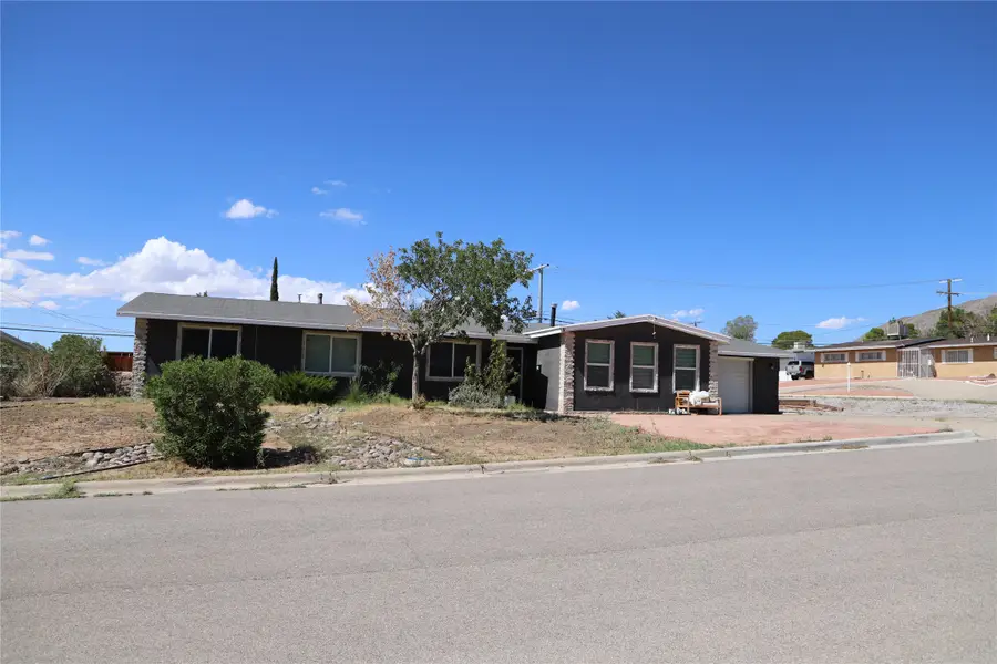 3741 Greenwich Drive, El Paso, TX 79902 - #3