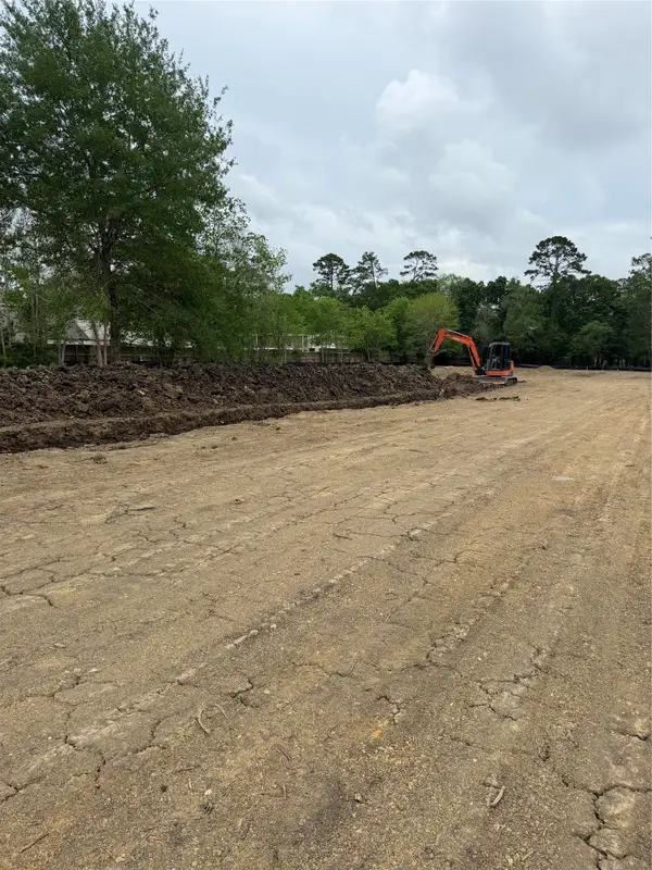0 Crest Lot 10 Drive, Dickinson, TX 77539