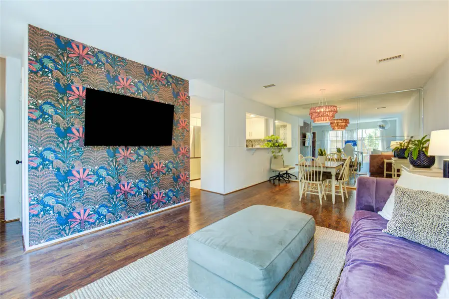 939 Wax Myrtle Lane, Houston, TX 77079 - #2