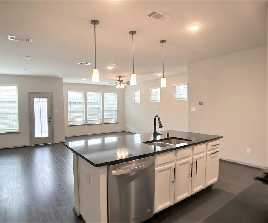 8656 Hollyoaks Creek Lane, Houston, TX 77063 - #2