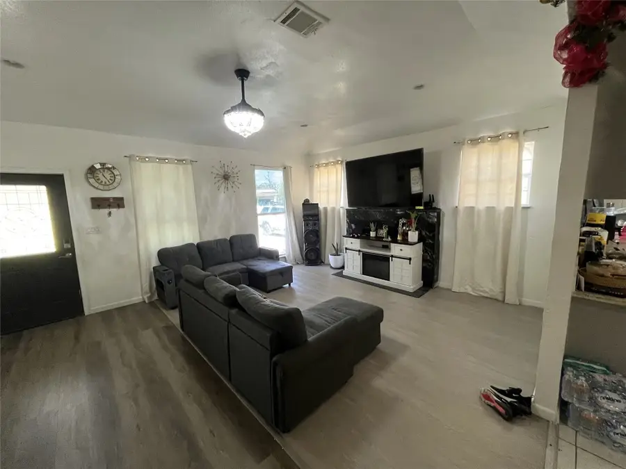 925 Lear Street, Houston, TX 77015 - #2