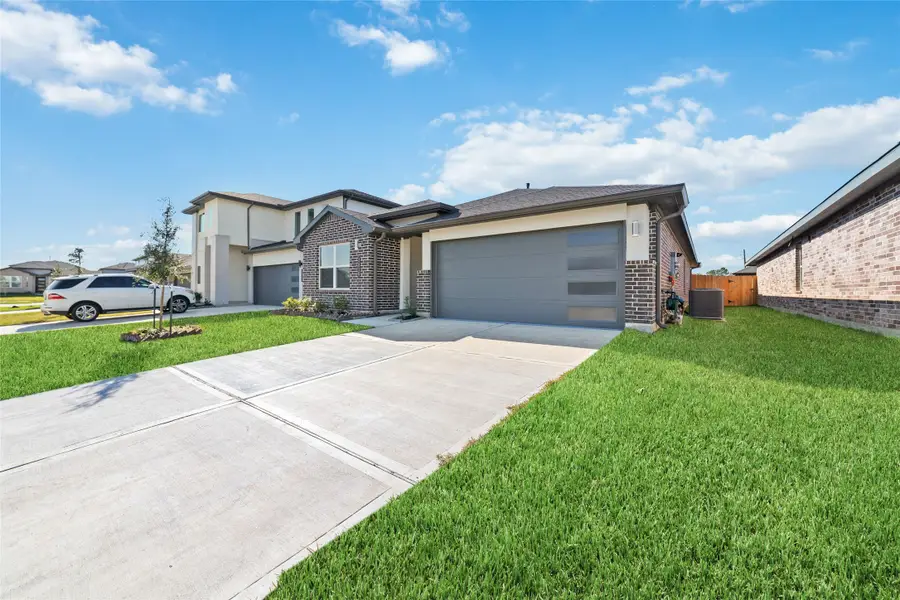 7010 Fleetwood Crescent Way, Richmond, TX 77407 - Image #2