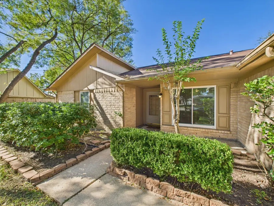 3602 Brier Gardens Lane, Houston, TX 77082 - Image #2