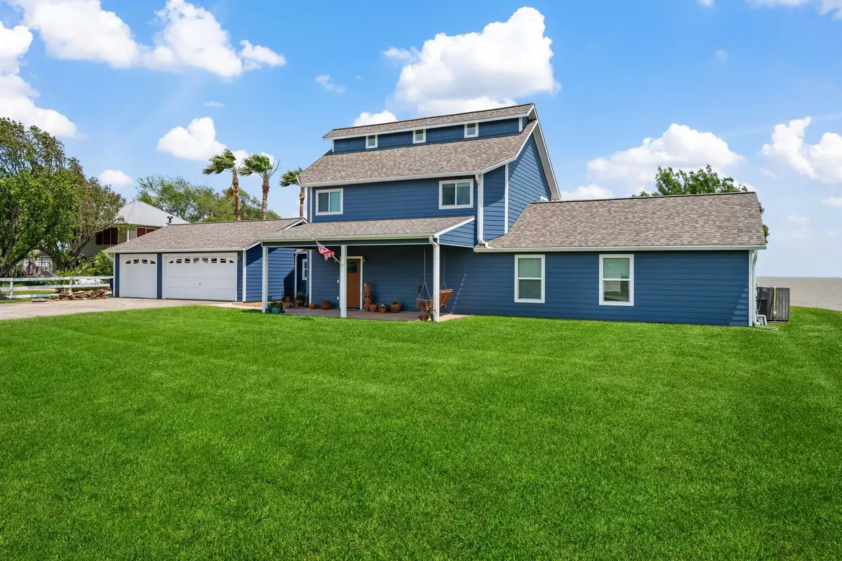 11320 Cedar Gully Road, Beach City, TX 77523 - Image #1