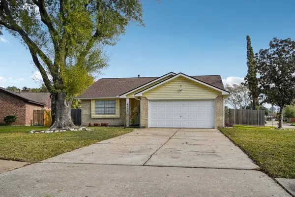 4111 Woodhampton Drive, Pasadena, TX 77505