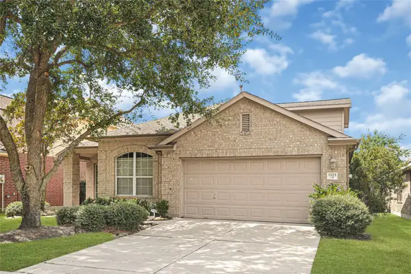 8215 Kerrington Glen Drive, Cypress, TX 77433