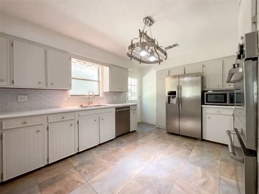 241 Greenbriar Drive, Livingston, TX 77351 - #2