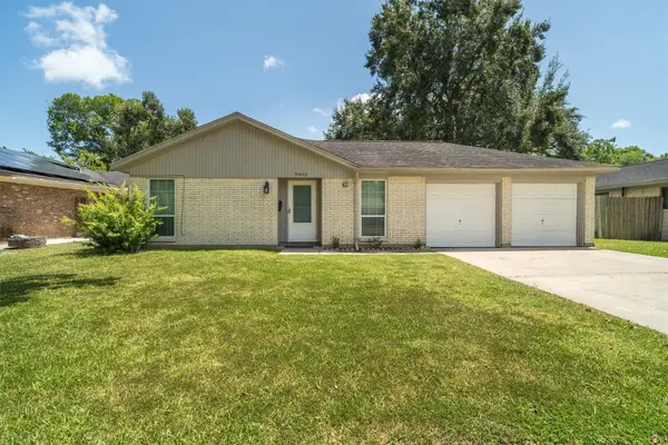 9405 Vicksburg Avenue, Texas City, TX 77591