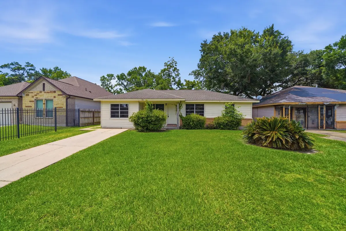 7305 Yoe Street, Houston, TX 77016 - #1