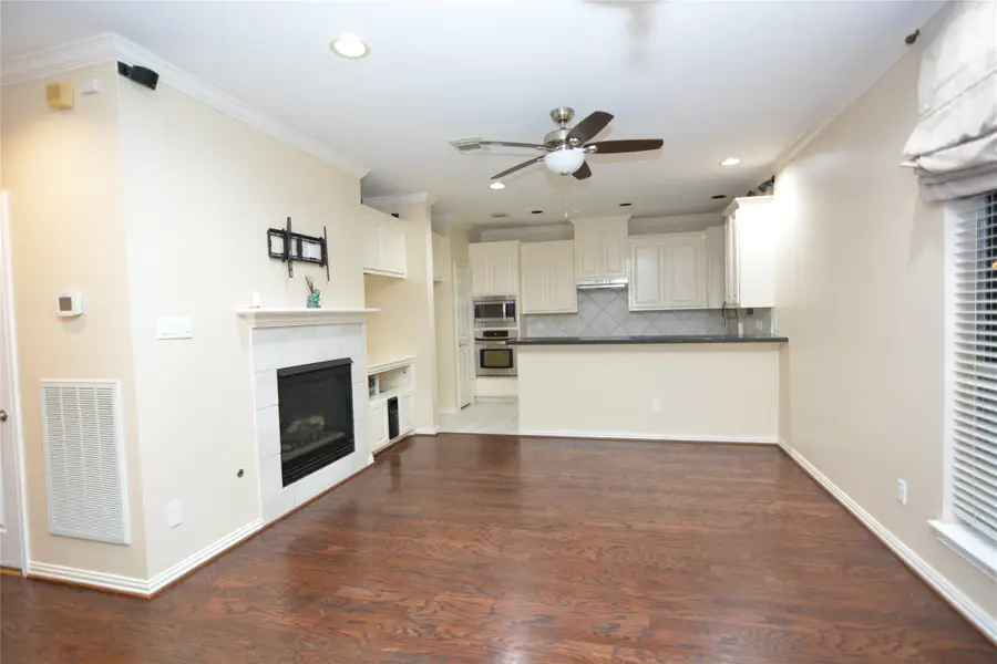 6119 Windwater Pointe, Houston, TX 77036 - Image #3