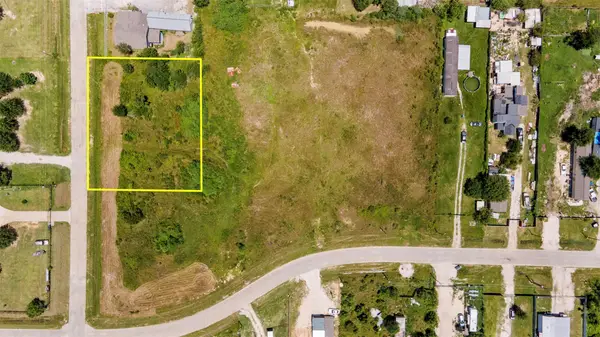 341 County Road 3578, Cleveland, TX 77327