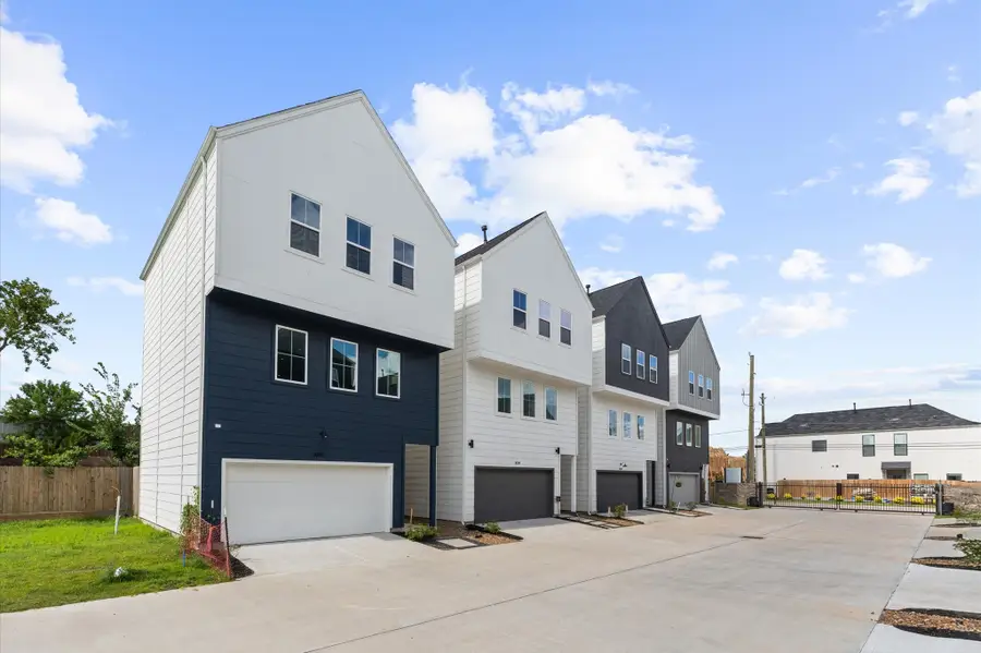 8317 Springwood Canyon Lane, Houston, TX 77055 - #2