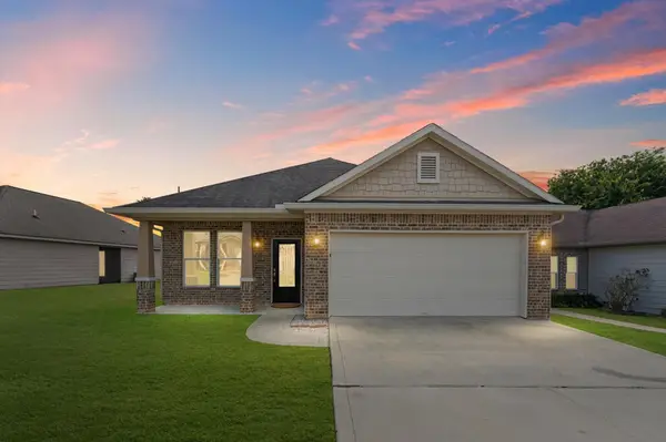 146 Snug Harbor Drive, Montgomery, TX 77356