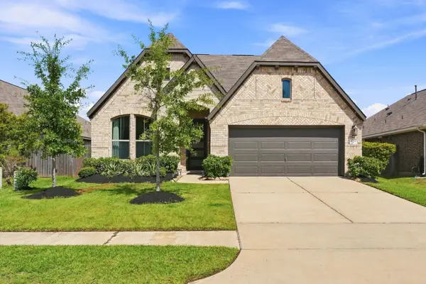 30970 Laurel Creek Lane, Conroe, TX 77385