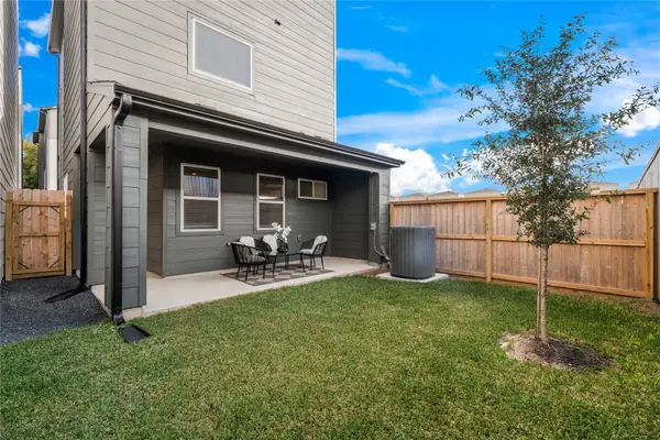 4708 Moving Meadows Drive, Houston, TX 77018