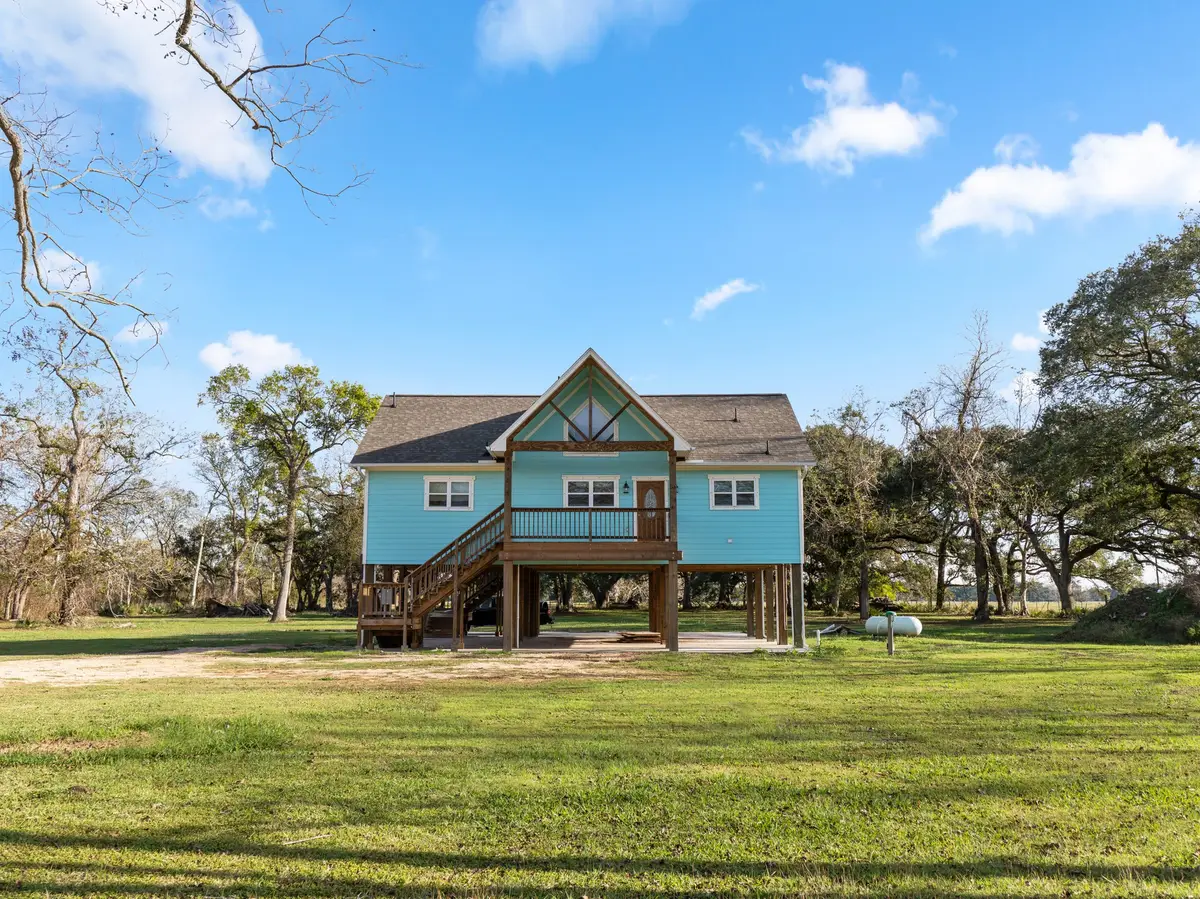 10270 County Road 112, Van Vleck, TX 77482 - Image #1