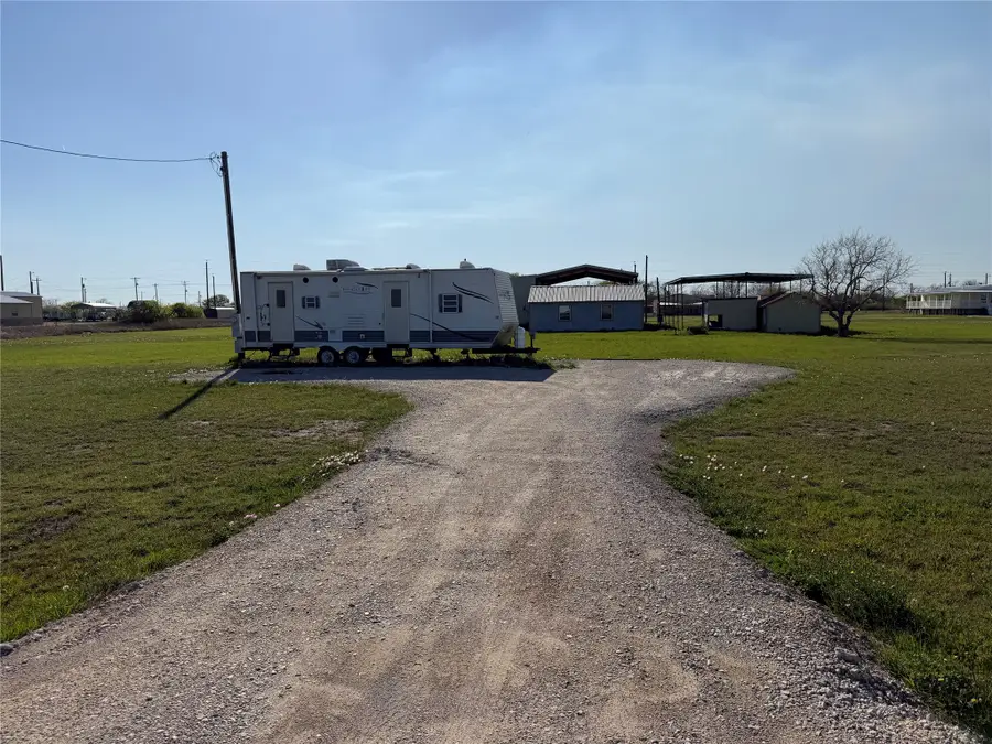 98 Sea Urchin Lane, Palacios, TX 77465 - #3