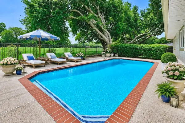 3415 W Creek Club Drive, Missouri City, TX 77459