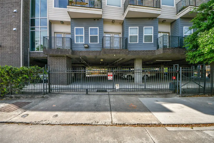 1011 Studemont Street #302, Houston, TX 77007 - #3