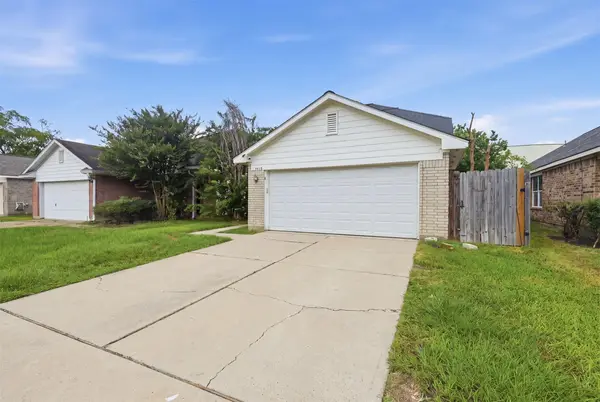 7315 Village Lake Drive, Cypress, TX 77433